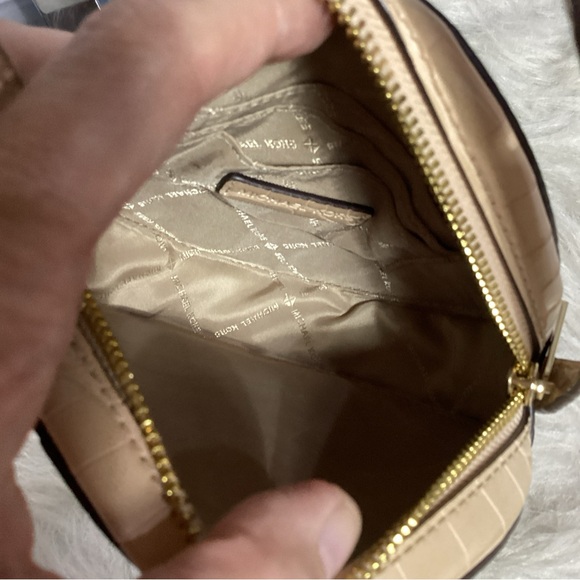 Michael Kors AIDY Croc Embossed Logo Canteen Crossbody Bag EUC - Picture 12 of 13